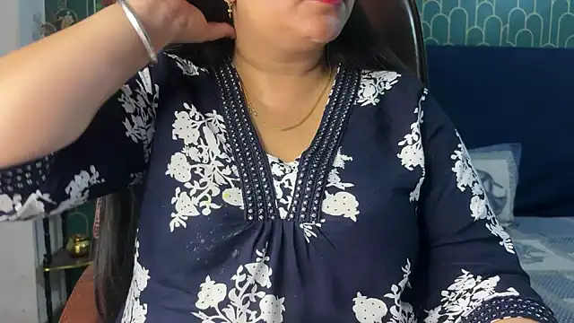 FlatVincy4 online show from March 1, 3:56 pm