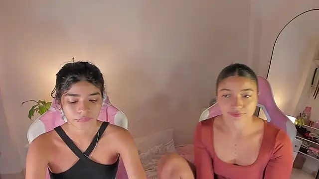 martina roldam online show from September 25, 3:38 am