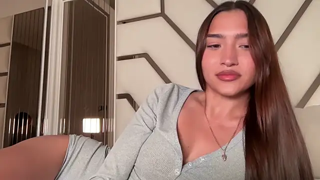 MilenaMilven online show from November 19, 8:20 pm