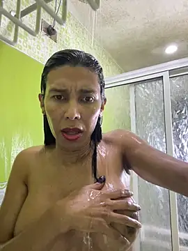 Ebonyxprincess  online show from March 1, 8:19 pm