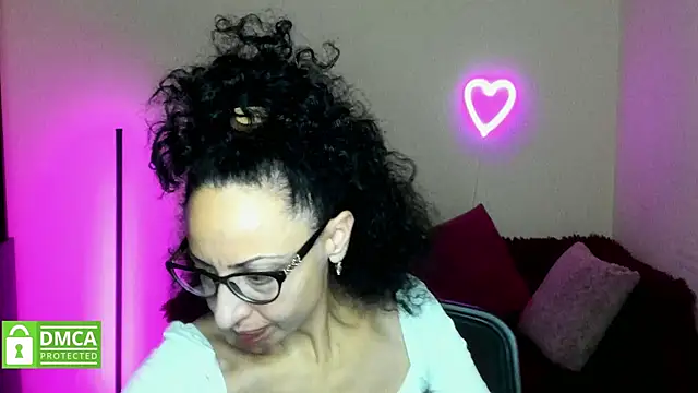 Arianasweety23 online show from October 19, 5:26 pm