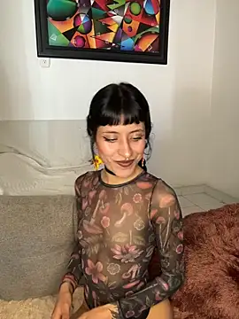 indira k online show from December 16, 3:51 pm