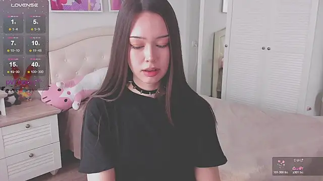 kittenrisha online show from February 10, 6:38 am