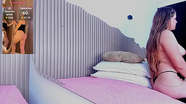 Annie kurt  online show from October 14, 10:01 pm