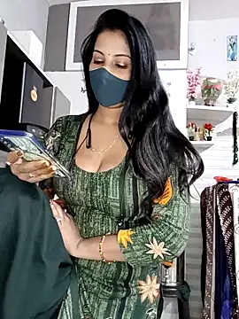 Best-Couple online show from December 17, 4:05 am