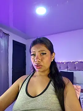 Snapshot of PaulaOrtiz_1 chatting on October 4, 1:50 pm PaulaOrtiz 1 online show from October 4, 1:50 pm