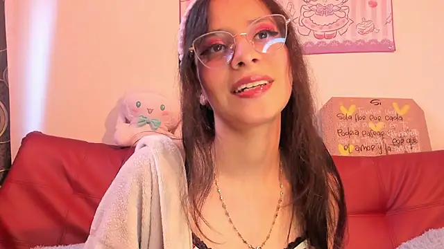 Snapshot of Misha_Lover chatting on October 11, 8:33 pm Misha Lover online show from October 11, 8:33 pm