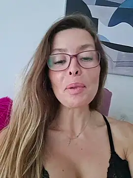 karina warthon online show from November 3, 6:23 pm