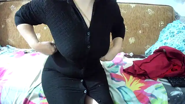 BrendaWildd online show from February 22, 11:38 pm