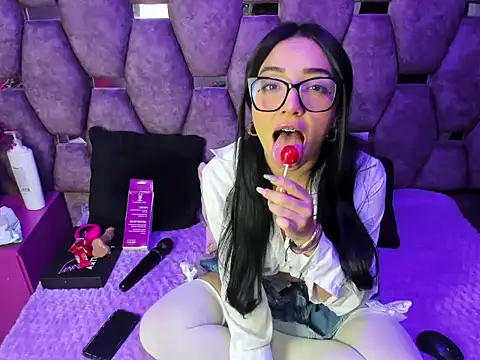 Sweets Violeta18 online show from February 26, 12:26 pm