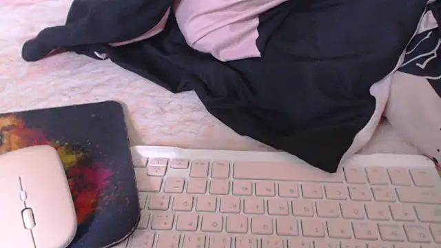 docemel21 online show from November 19, 1:22 pm