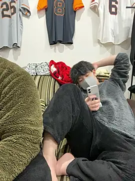 K0718 online show from February 25, 10:36 am