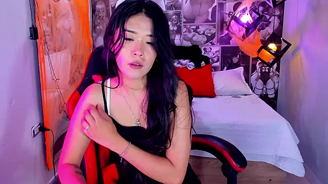 Snapshot of Lil_ceyy chatting on October 25, 8:05 pm Lil ceyy online show from October 25, 8:05 pm