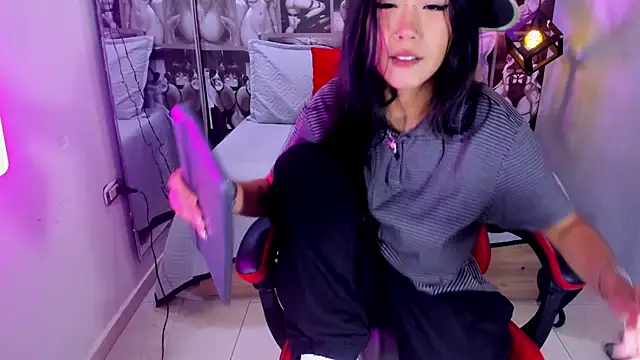 Snapshot of Lil_ceyy chatting on October 9, 7:51 pm Lil ceyy online show from October 9, 7:51 pm