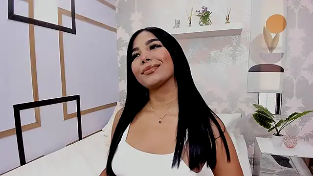 CharlotteGraay online show from October 4, 7:29 pm