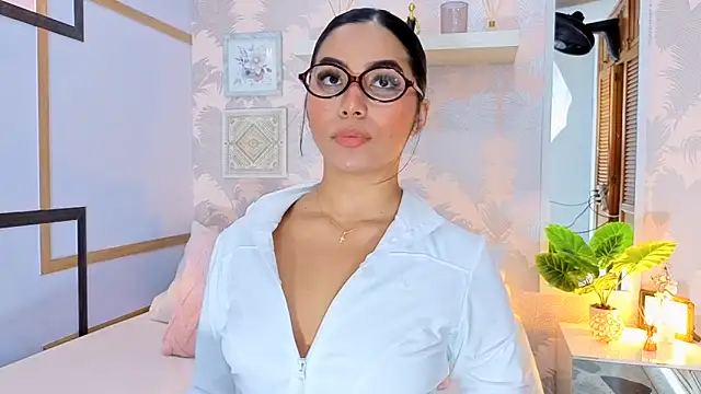 CharlotteGraay online show from November 20, 7:48 pm