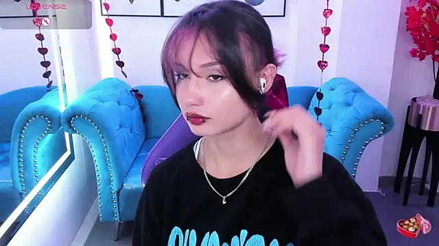 Akaza Hakuji  online show from February 11, 12:39 pm