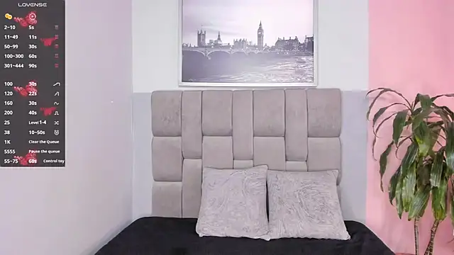 janna lopez  online show from November 22, 11:57 am