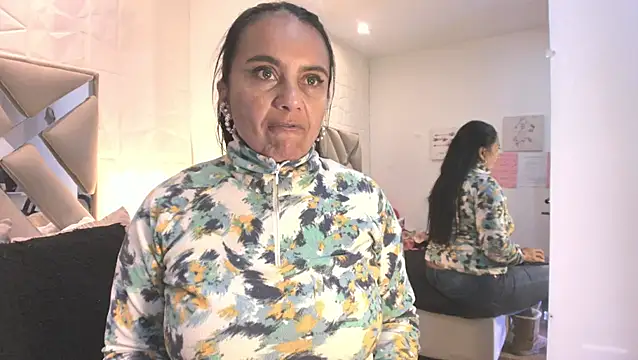 raquell moore online show from February 26, 12:37 pm