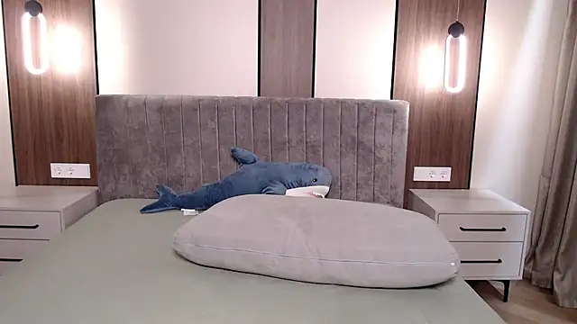 mystiksirenn online show from October 14, 8:22 pm