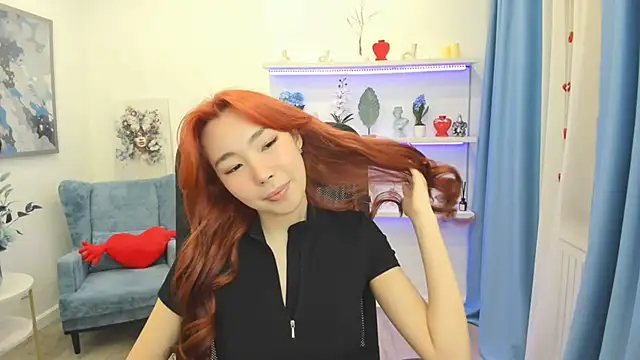 AnnaReyla online show from February 18, 7:02 pm