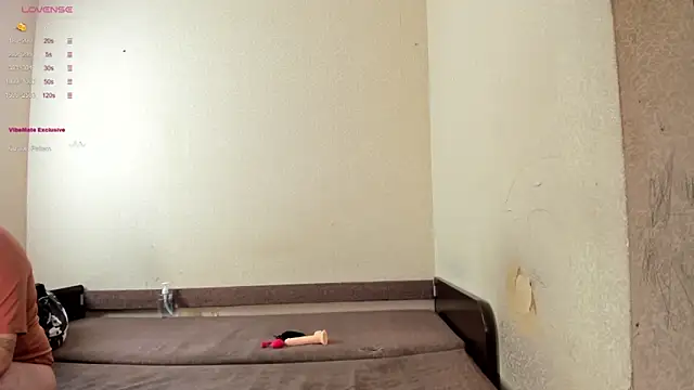 Browni Kiss online show from November 25, 7:21 am