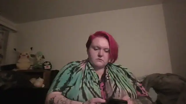 Snapshot of CorgiGodez98 chatting on October 16, 5:21 am CorgiGodez98 online show from October 16, 5:21 am