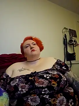 Snapshot of CorgiGodez98 chatting on October 19, 1:07 am CorgiGodez98 online show from October 19, 1:07 am