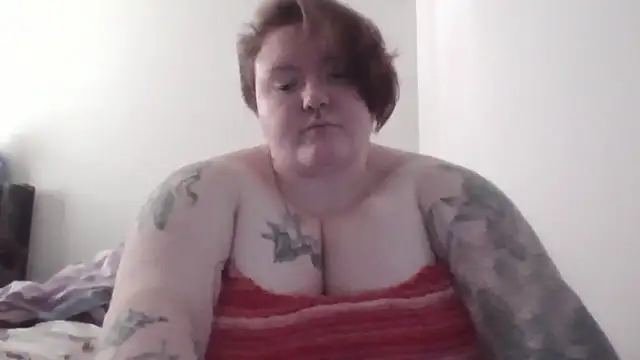 Snapshot of CorgiGodez98 chatting on October 5, 5:51 pm CorgiGodez98 online show from October 5, 5:51 pm