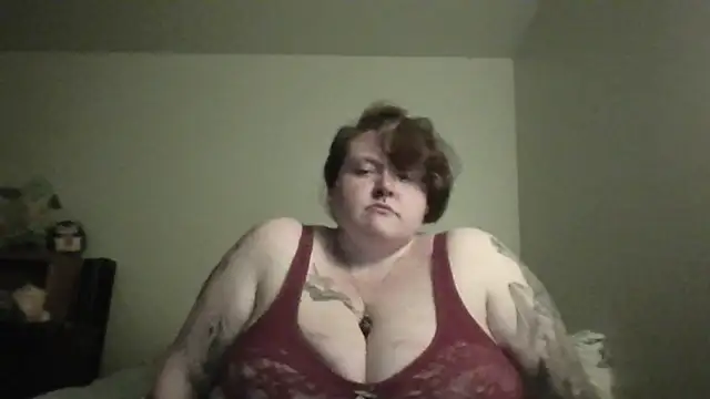 Snapshot of CorgiGodez98 chatting on September 20, 6:23 am CorgiGodez98 online show from September 20, 6:23 am