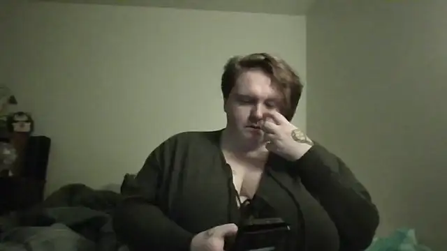 Snapshot of CorgiGodez98 chatting on September 25, 6:23 am CorgiGodez98 online show from September 25, 6:23 am