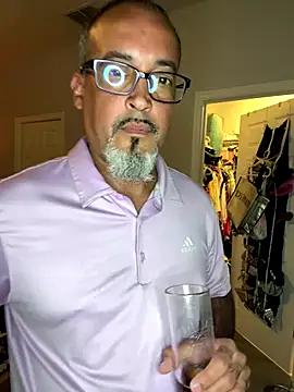 Snapshot of TheConfidentialClub chatting on September 25, 4:33 am TheConfidentialClub online show from September 25, 4:33 am