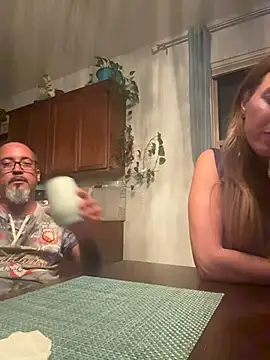 Snapshot of TheConfidentialClub chatting on October 1, 3:33 am TheConfidentialClub online show from October 1, 3:33 am