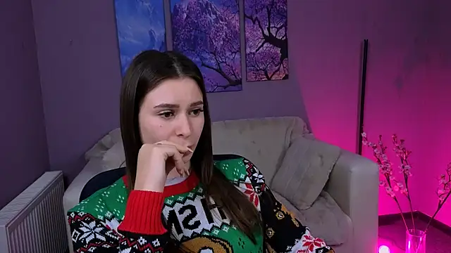 flora ri online show from November 5, 3:06 pm