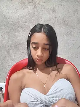 Zoe Sweett18 online show from February 5, 6:44 pm