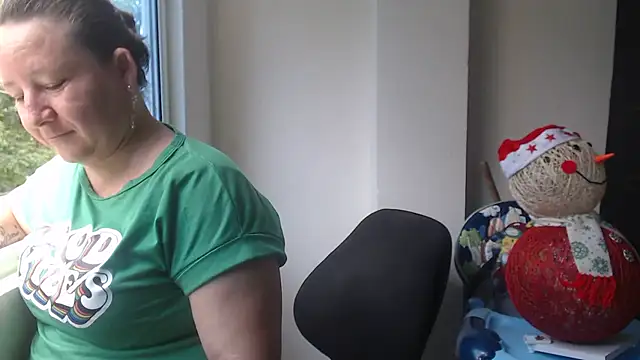 Yohis Kiut25 online show from December 22, 5:05 pm