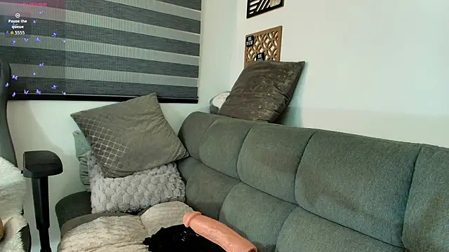 love sharol  online show from October 24, 3:02 am