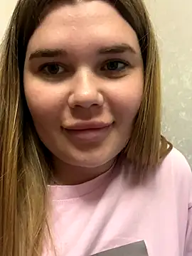 Snapshot of ella_zzz chatting on September 8, 4:50 pm ella zzz online show from September 8, 4:50 pm