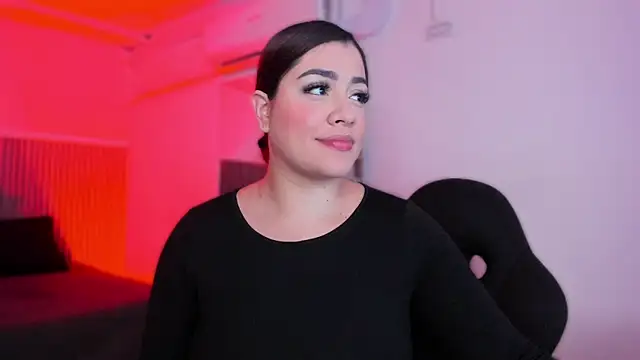 bonnieAn online show from January 10, 11:37 am