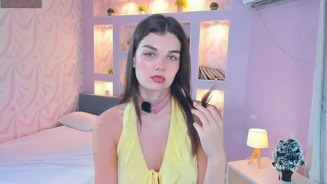 FloraDobb online show from February 1, 7:07 am