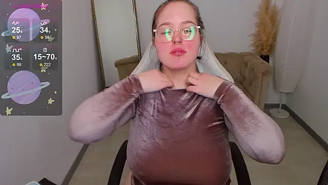 Manic pixie  online show from January 31, 7:11 pm