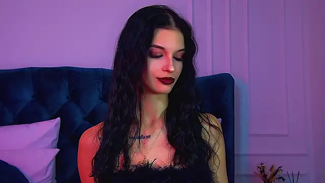 Snapshot of BeverlyMost chatting on September 10, 6:35 am BeverlyMost online show from September 10, 6:35 am