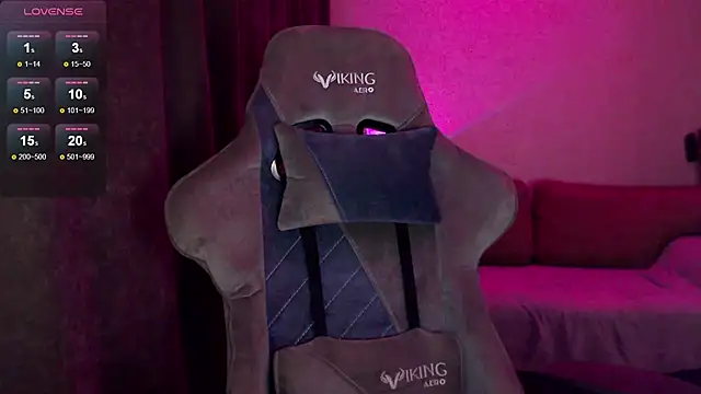 Ohmy Nora  online show from October 6, 1:28 pm