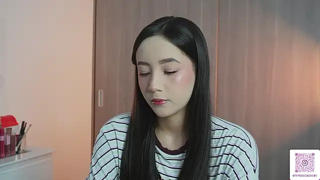 sophi lii online show from February 12, 10:22 pm