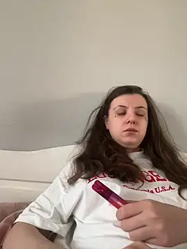 bunnythetailor online show from February 3, 2:33 pm