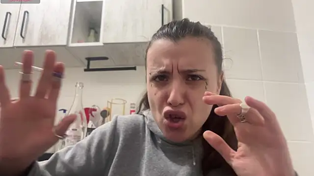 bunnythetailor online show from December 14, 9:53 pm