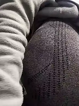 samathasexx online show from February 26, 11:37 pm