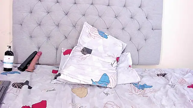 Dakkota Fox online show from November 17, 10:21 pm