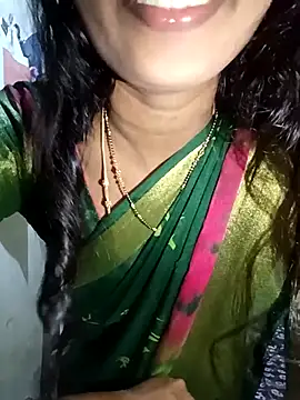 Snapshot of TeluguammayiMahi chatting on September 15, 1:52 pm TeluguammayiMahi online show from September 15, 1:52 pm