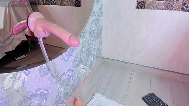 Hottie Alice online show from September 8, 7:46 pm